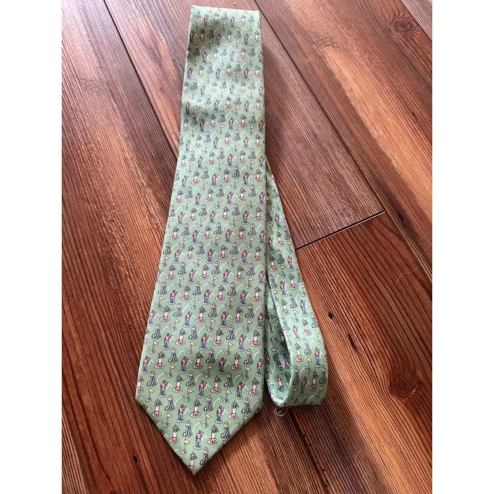 Vineyard Vines Martha's Vineyard Men Green Golfing 100% Silk Tie Made In USA